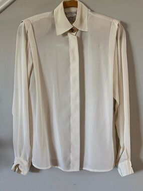 Evan-Picone Ivory Blouse with Branded Label